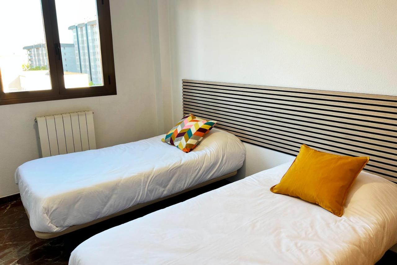 Apartamentos Zaragoza 3000 외부 사진